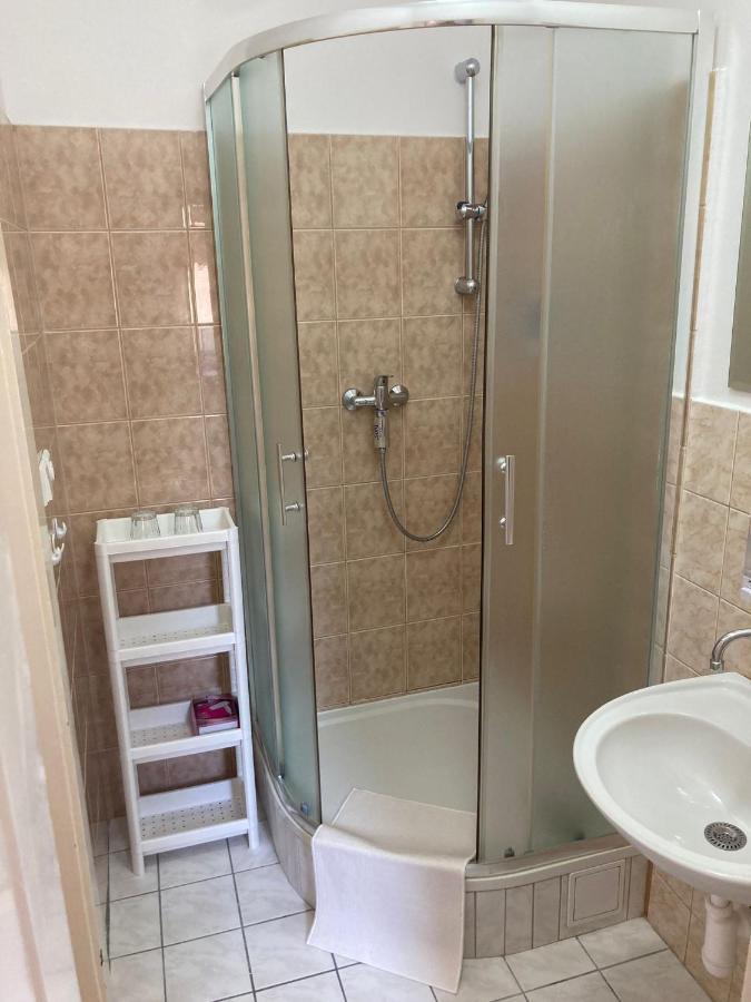 Apartmany U Kubiku Hradec Kralove Luaran gambar